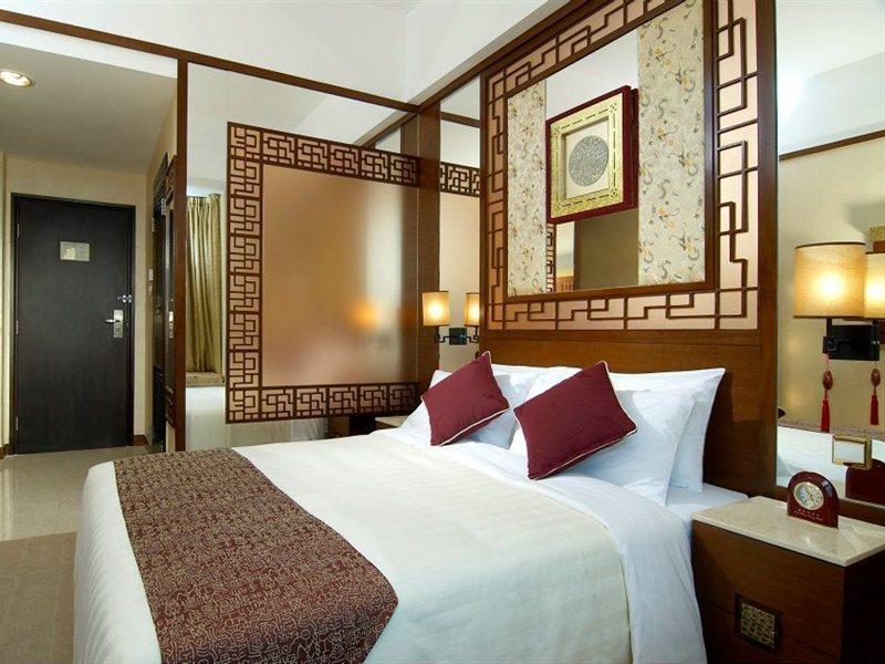 Отель Lan Kwai Fong - Kau U Fong