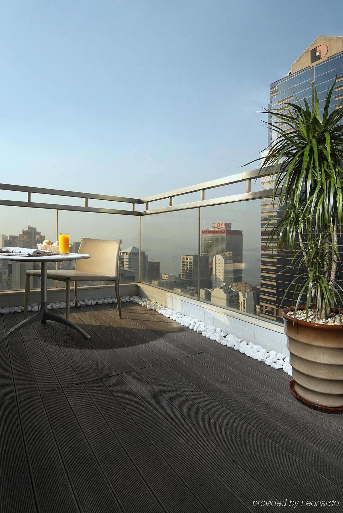 Lan Kwai Fong - Kau U Fong Hotel Hong Kong