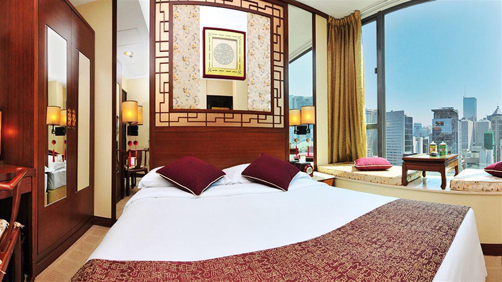 Lan Kwai Fong - Kau U Fong Hotel